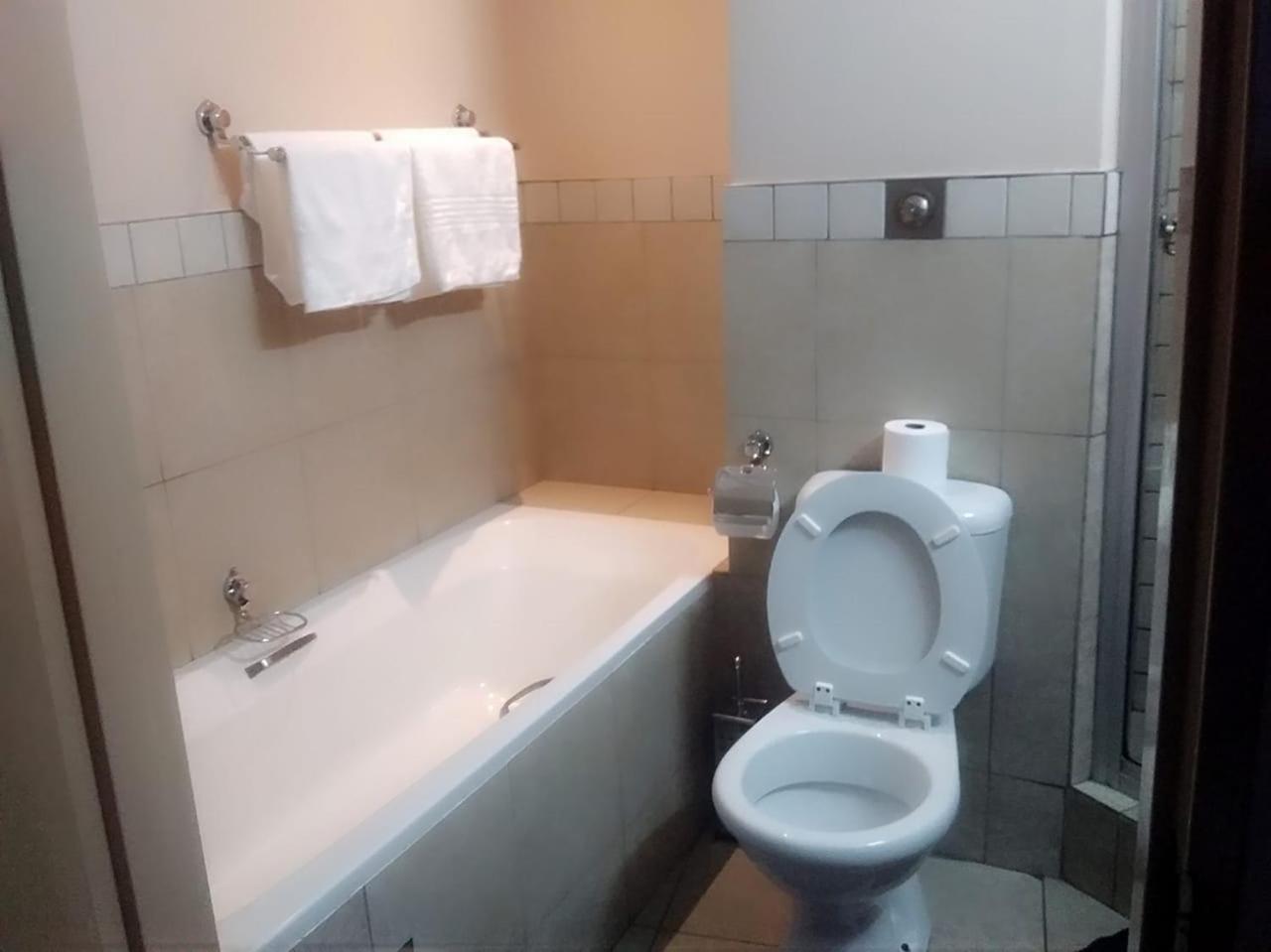 Mabungubwe Hotel Apartments - Home Away From Home Johannesburg Eksteriør bilde